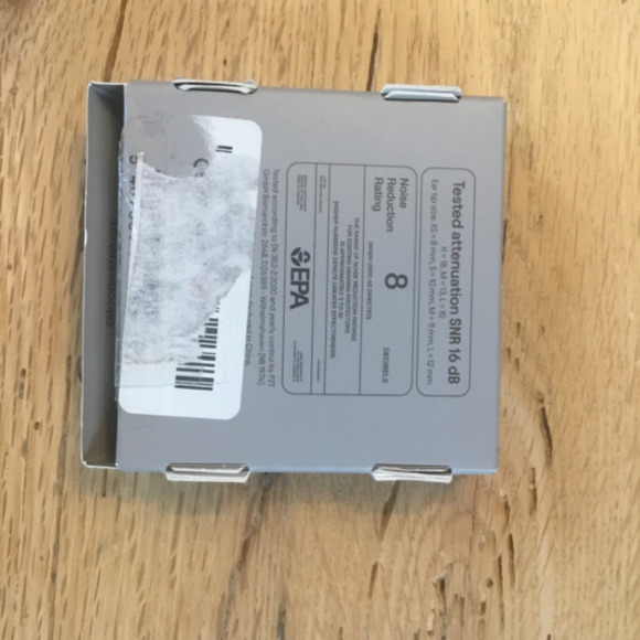 4 Loop Engage 2 earplug tips LARGE 2 pairs of large tips replacement Bundle - Picture 3 of 7